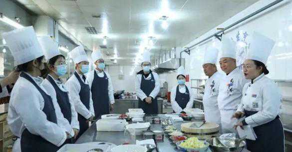 真香！西安一高校首开烹饪选修课，做美食、品美食，还有学分拿