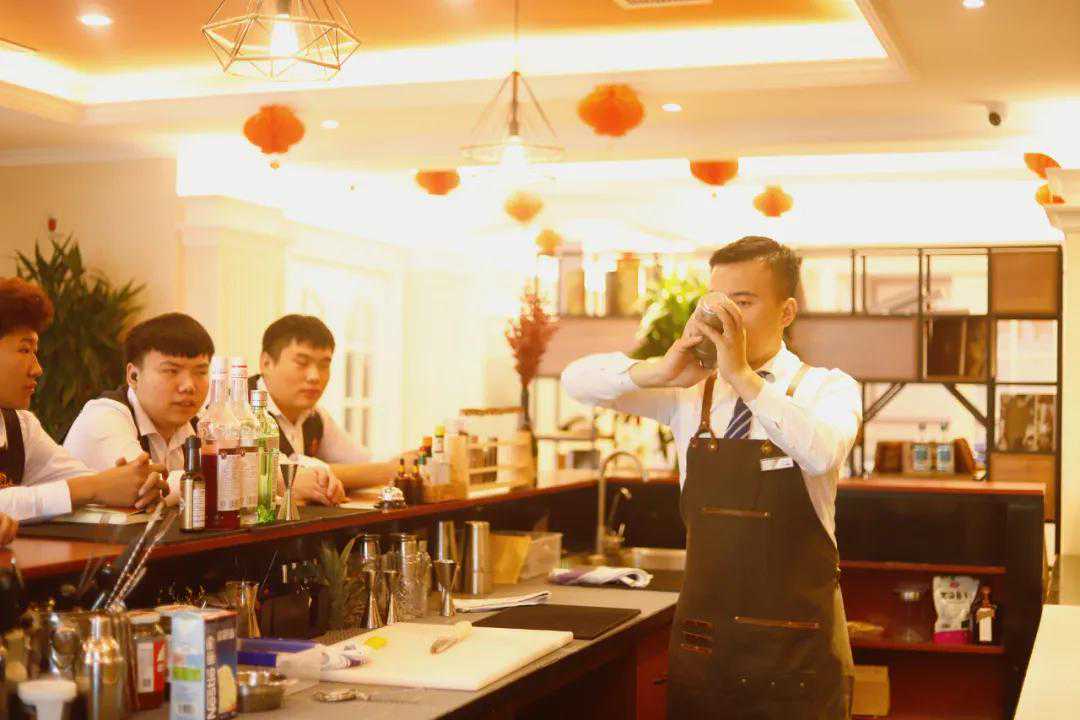 0基础想当优秀调酒师？这份入门指南你必须收下