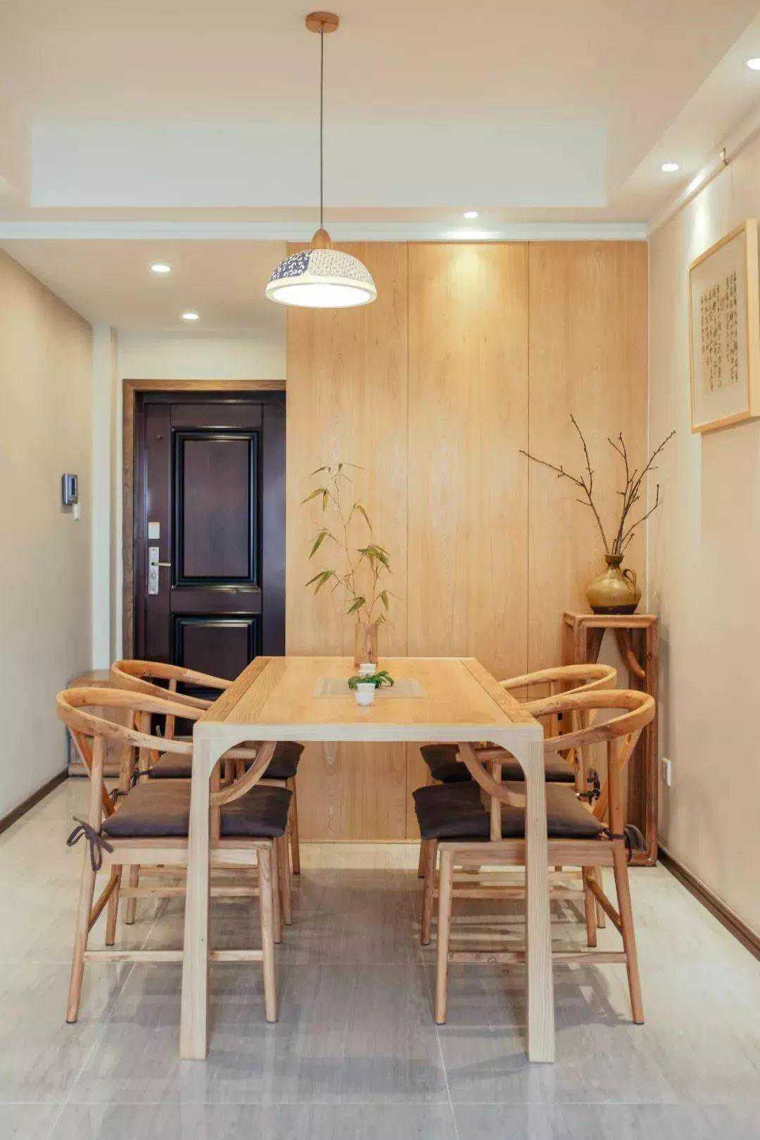 圆桌or方桌，哪种餐厅更好用？