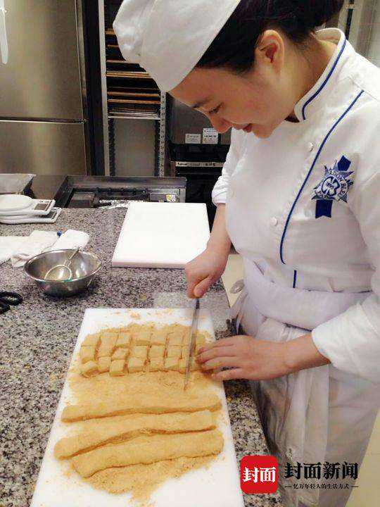 成都女孩 构筑甜品“乌托邦”