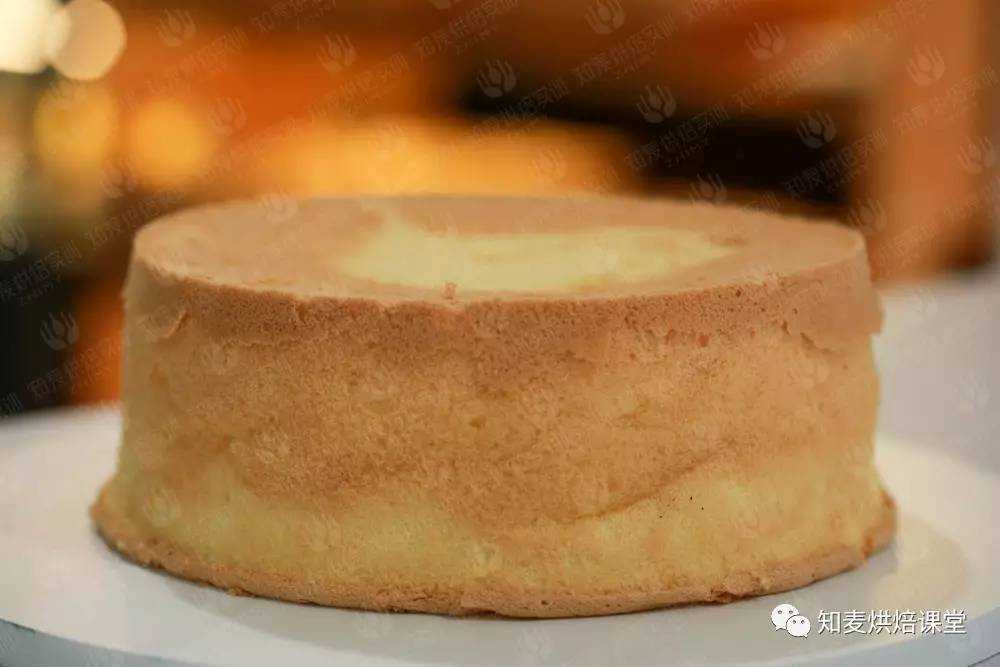 蛋糕烘烤的时间及温度技巧