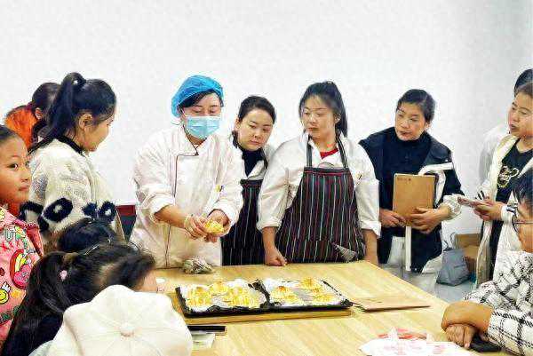 糕点烘焙、婴幼保健……乌苏技能培训真有“料”