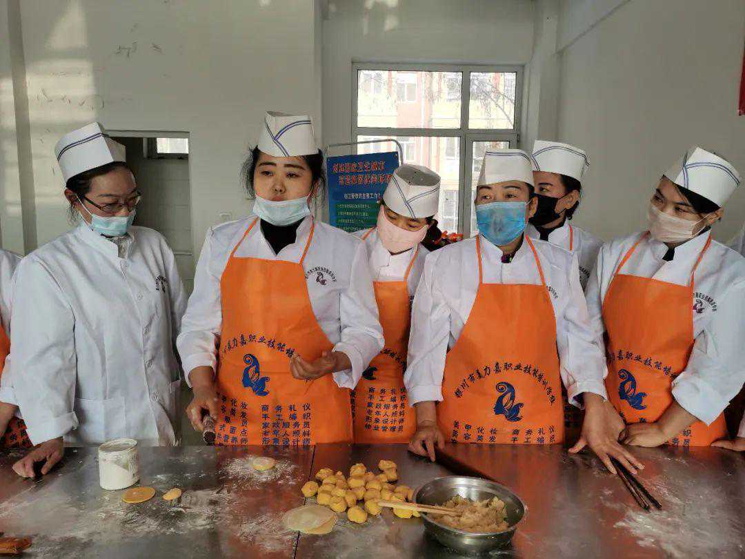 西昌街社区：职业技能培训力促困难群体就业