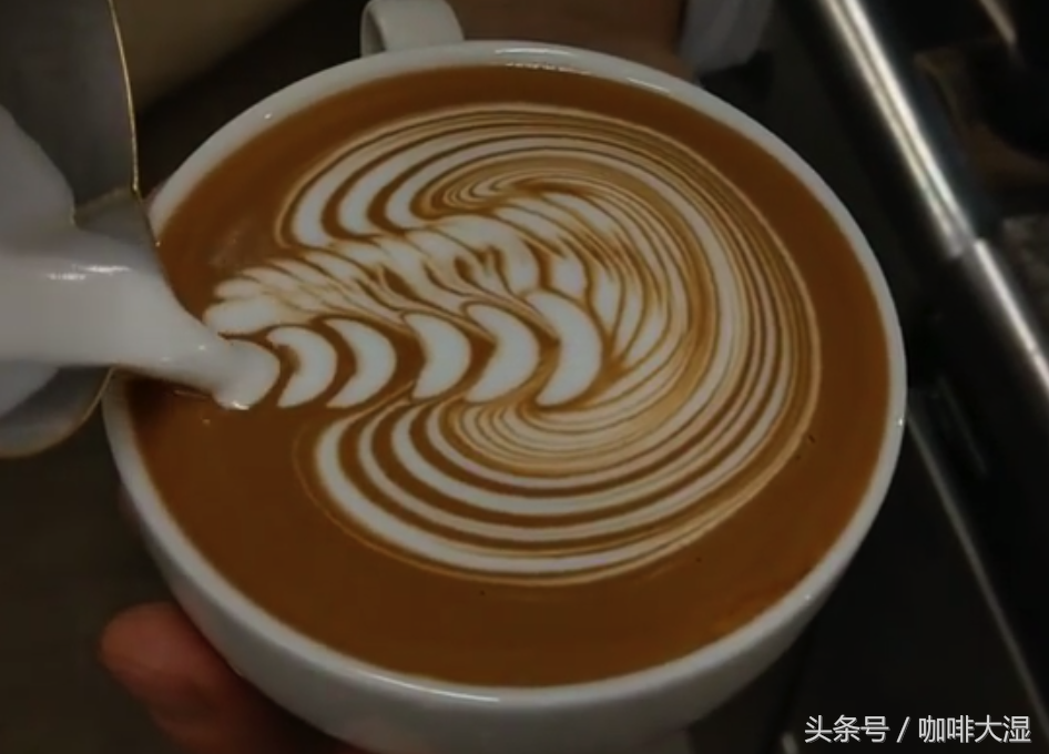 咖啡拉花技巧教程
