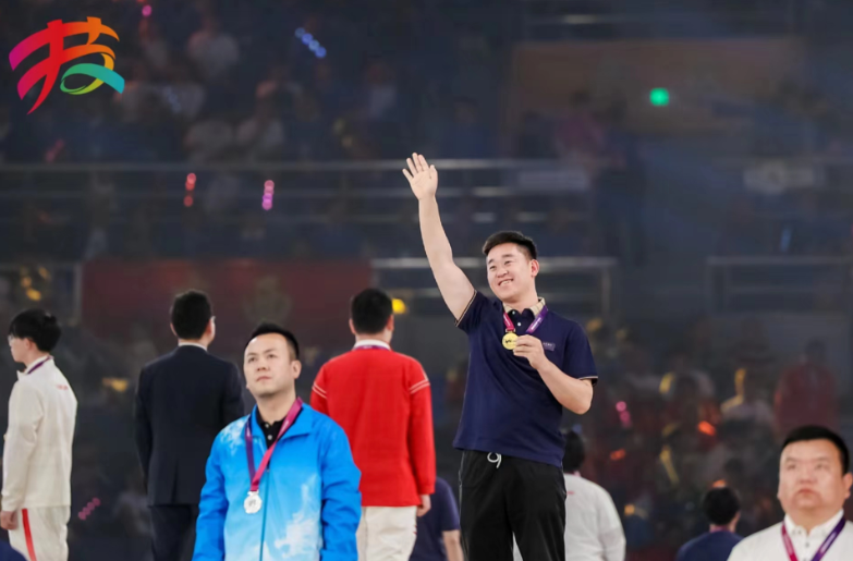 集训时一天制作200个面包