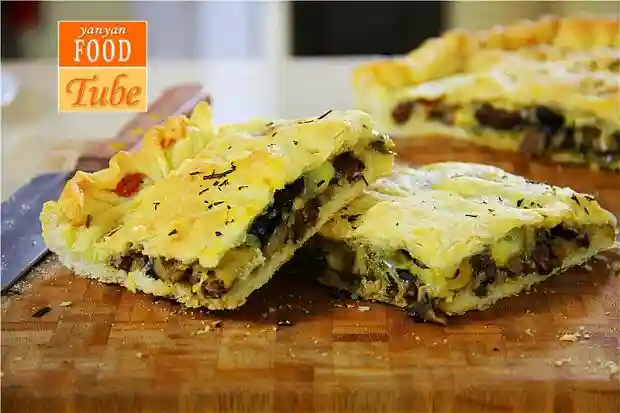 牛排蘑菇披萨派 Steak & Mushroom Pizza Pie