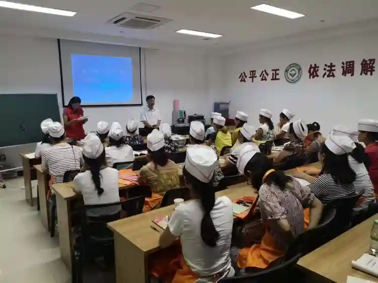 好消息！宿迁想再就业的女性朋友可以免费培训啦！