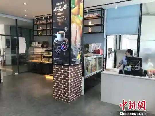 探访成都“特殊”烘焙坊：为心智障碍者搭起接轨社会的“桥梁”