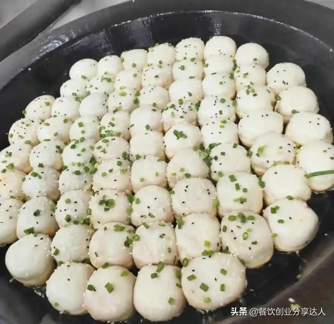 餐饮创业：太苦逼了，还不如打工，有人却说：过段时间要开分店