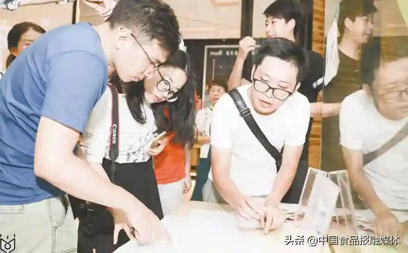 世界冠军+网红店主分享店铺运营新思路