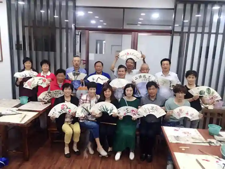 整合社区教育资源，4所成人学校全新亮相！