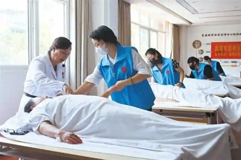 麒麟区强化职业技能培训促进高质量充分就业