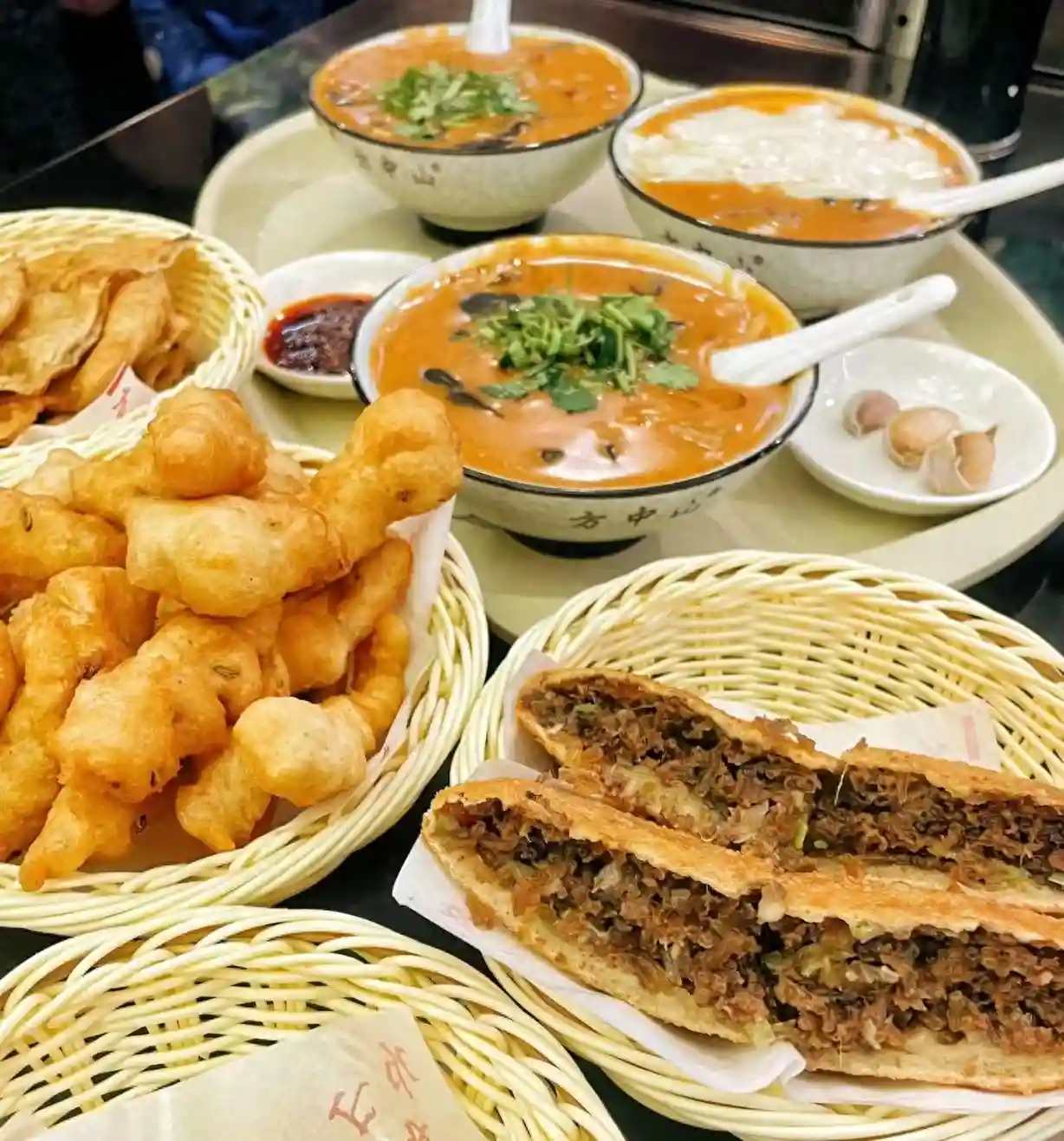 老街新店，这个夏天来品尝舌尖上的“二七”