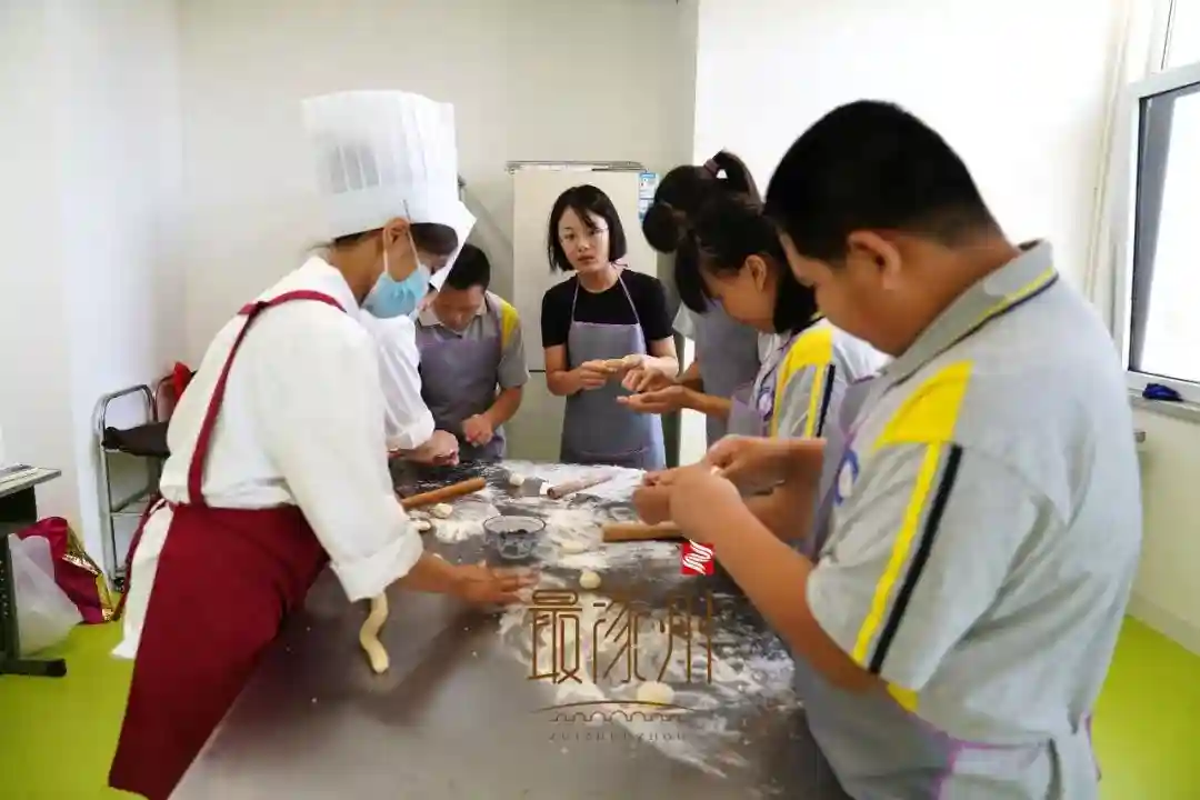 「人民至上」涿州市特教中心开设职业教育课 为“折翼天使”插上翅膀