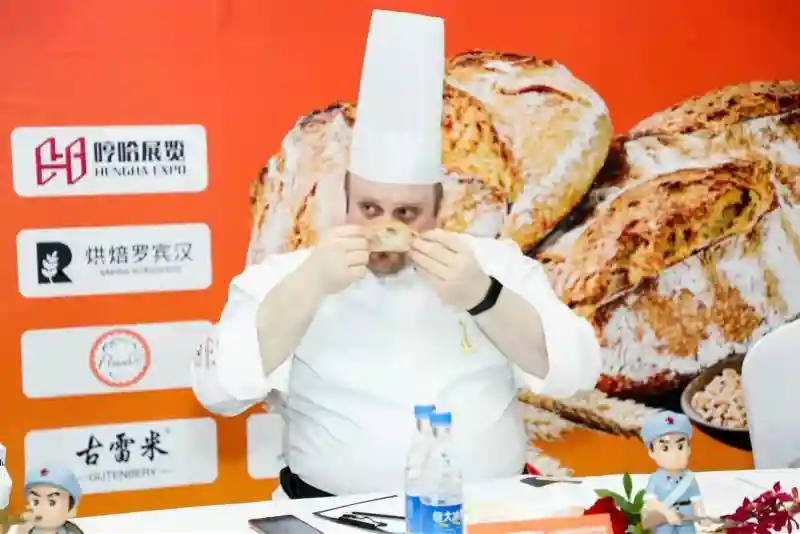 全国烘焙大师齐聚深圳福田！面包界“奥林匹克”首日精彩对决