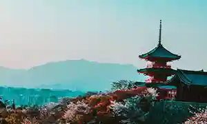 西班牙瓦伦西亚大学硕士全球排名，这所名校位于西班牙“阳光之城
