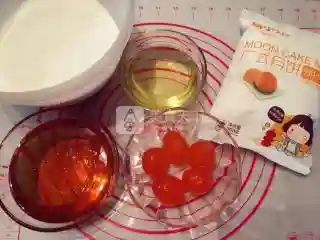 #新良首届烘培大赛#广式·蛋黄豆沙月饼