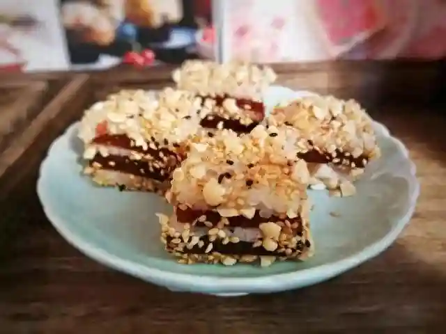 酸甜软糯的糯米糕，自己在家做不煎不炸，做法零失败，简单就上手