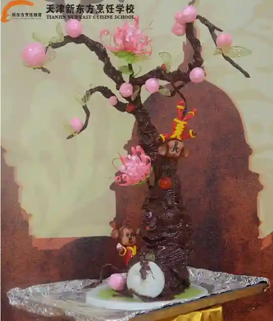 天津新东方厨师学校：糖艺大师走进天津新东方倾情传授糖艺秘笈