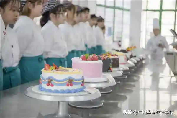 西点专业阶段考核｜治愈系烘焙，一步步见证成长