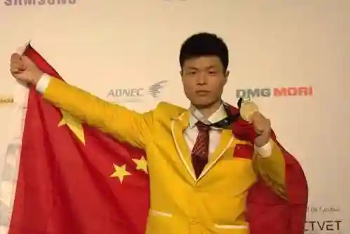 95后蔡叶昭：“揉”出来的世界冠军