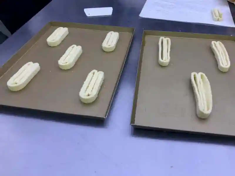 挑逗你味蕾的这口酥，能否成为上海的当家伴手礼？
