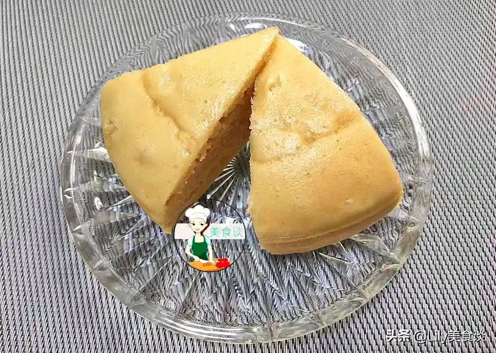 这糕点比蛋糕简单，不用打发，蒸一蒸就好，Q弹蓬松，一次性成功
