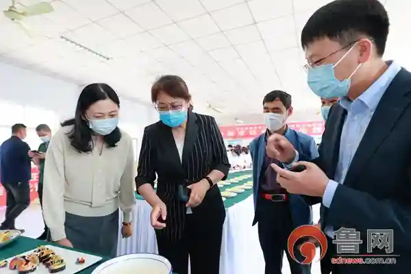 以赛促教，枣庄市龙都中专举行烹饪、面点专业学生技能比武活动