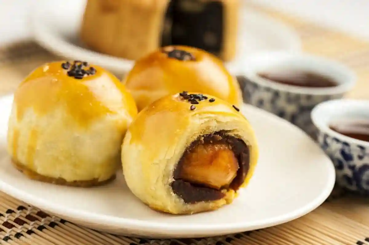 开一家汉糕堂金牌蛋黄酥中式糕点店大概需要多少钱？
