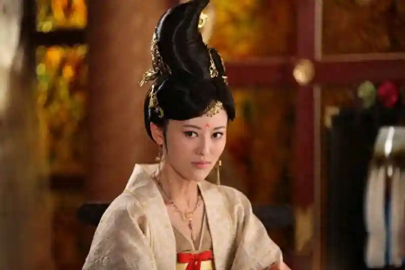 武则天的孙女安乐公主，竟想效仿当年的她，为何却落得不如宫女？