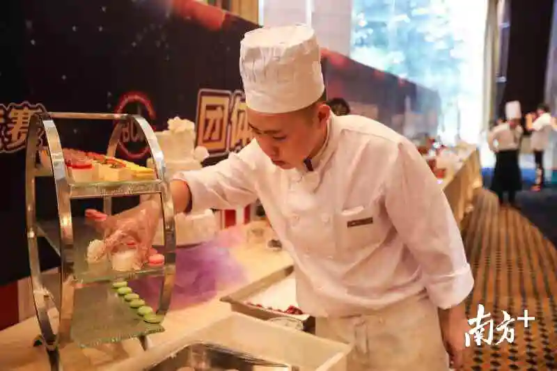 看到流口水！粤港澳三地西点师南沙竞技交流，作品有特色