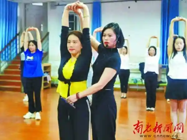 青年夜校“加油站” 青春逐梦不停歇