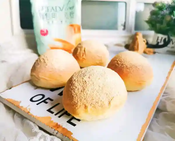 爆浆豆乳面包这样做实在太美味，碗盘都要舔干净