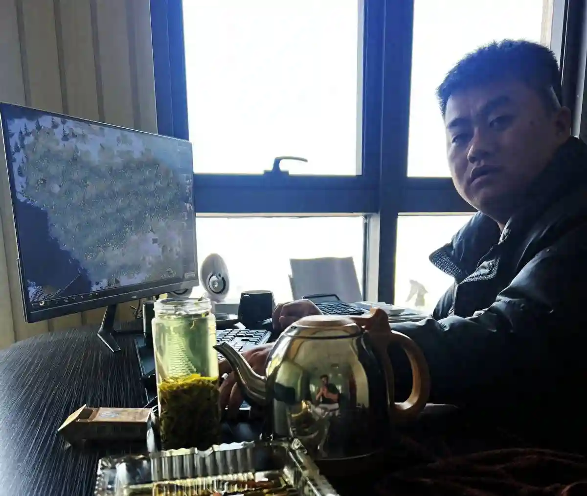 靠谱的“咖啡伴侣”，合肥穆老板认准江淮1卡骏铃A8